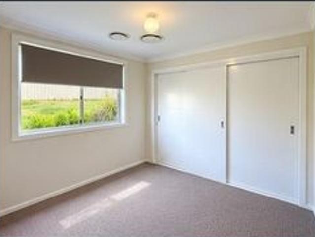 FOR LEASE | 4 Mendel Close, Kelso