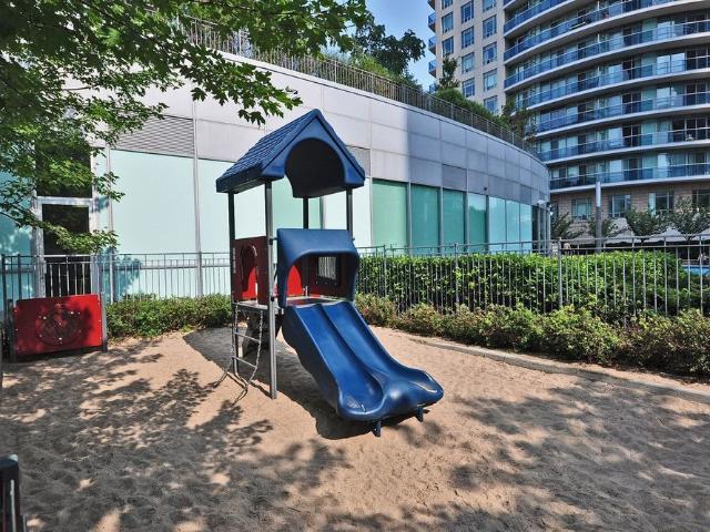 For Lease 50 Absolute Avenue Unit# LPH8, Mississauga, Ontario