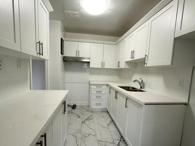 For Lease 50 East Street Unit# 305, Oakville, Ontario