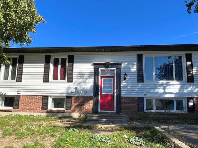 For Lease 50 Fringewood Drive Unit# Unit 2 Upper Unit, Stittsville Munster Richmond, Ontario