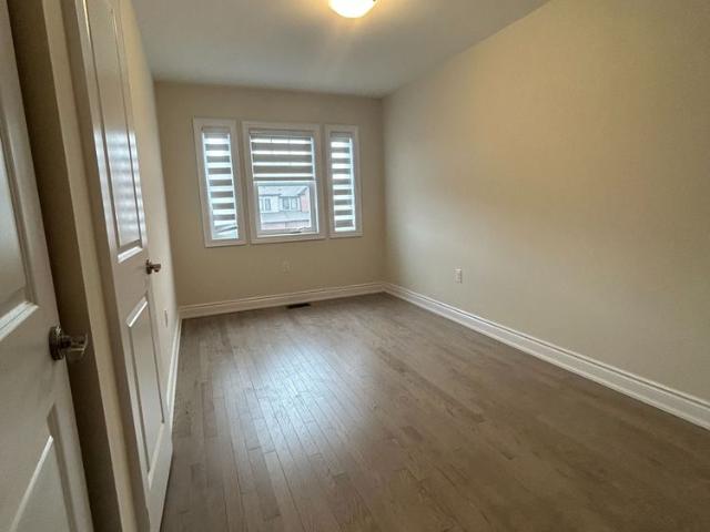 For Lease 50 Lorne Thomas Place, New Tecumseth, Ontario
