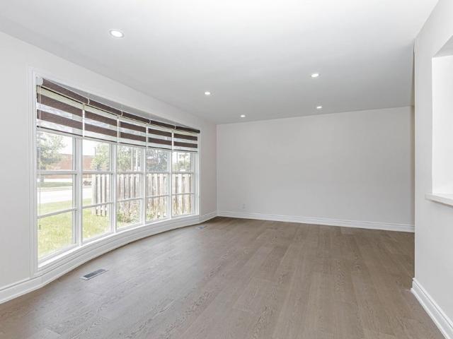 For Lease 5154 New Street Unit# UPPER, Burlington, Ontario