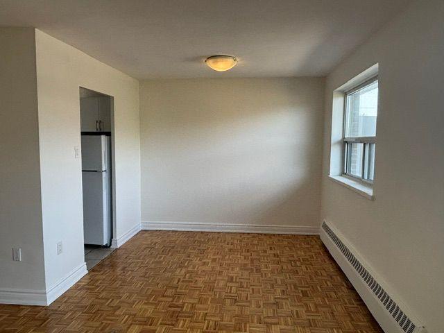 For Lease 515 North Service Road Unit# 2 409, Mississauga, Ontario