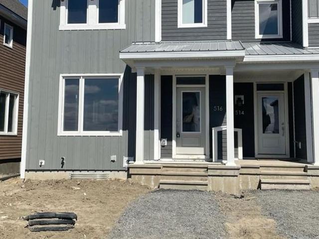 For Lease 516 Oldenburg Avenue, Stittsville Munster Richmond, Ontario