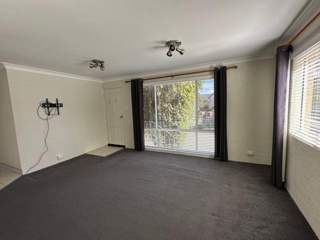 For Lease – 5/12 Kirwan Close, Jindabyne