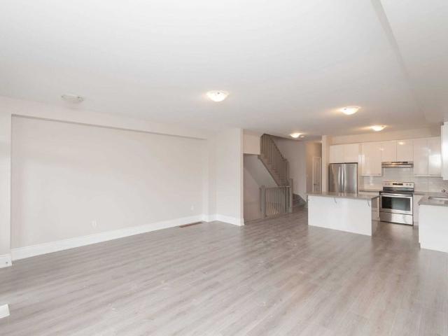 For Lease 5226 Pinedale Drive, Burlington, Ontario