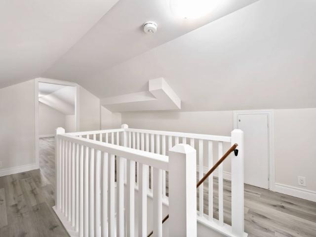 For Lease 52 Cundles Road Unit# Upper, Barrie, Ontario