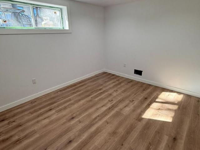For Lease 52 Watercliffe Road Unit# Lower 2, Toronto, Ontario