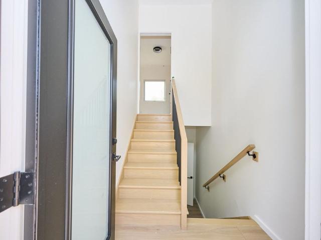 For Lease 5361 Valley Way N/A Unit# Unit 2, Niagara Falls, Ontario