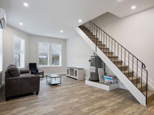 For Lease 537 Talbot Street Unit# 5, St. Thomas, Ontario