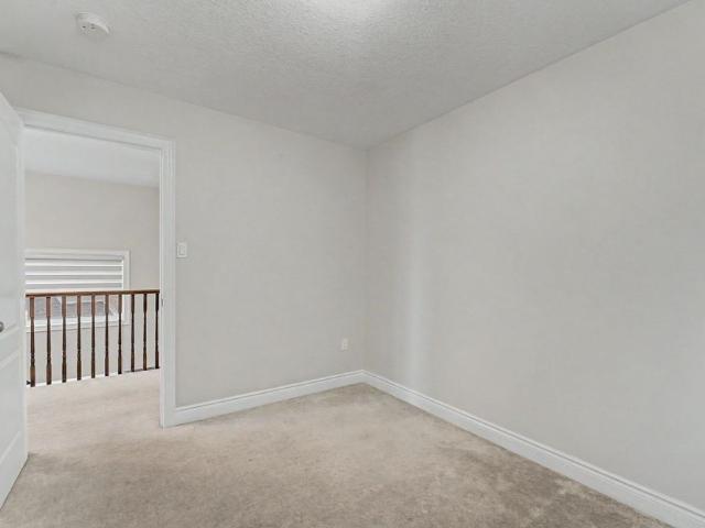 For Lease 53 Nathan Crescent Unit# Upper, Barrie, Ontario