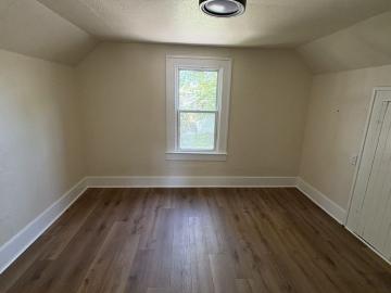 For Lease 543 St Charles Street, Lakeshore, Ontario