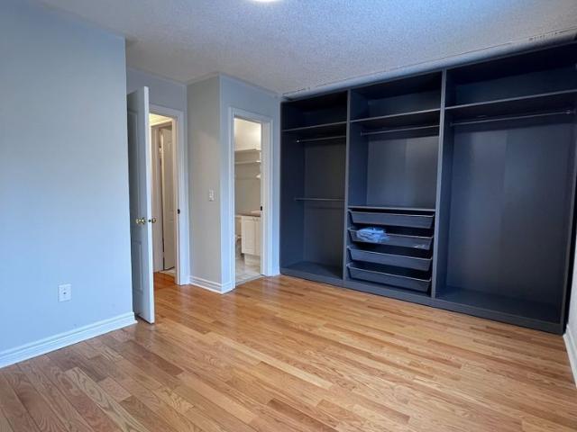 For Lease 5580 Creditrise Place, Mississauga, Ontario