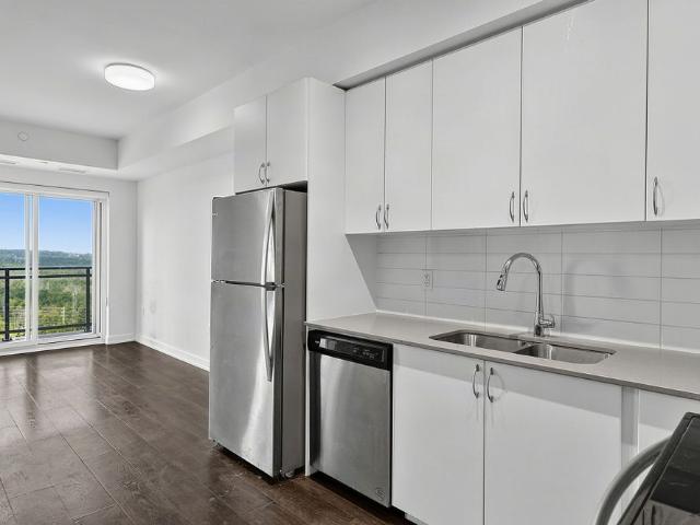 For Lease 56 Lakeside Terrace Unit# 1202, Barrie, Ontario
