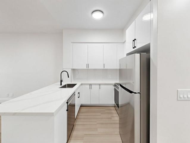 For Lease 57 Upper Duke Crescent Unit# 102, Markham, Ontario