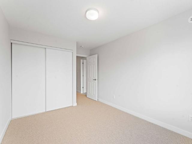 For Lease 588 Woven Private, Stittsville Munster Richmond, Ontario
