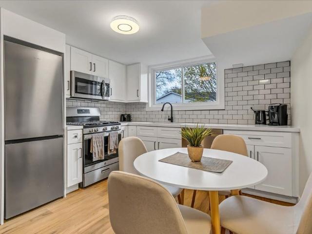 For Lease 58 Columbia Drive Unit# LOWER, Hamilton, Ontario