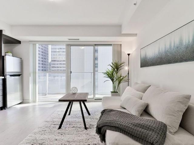 For Lease 58 Orchard View Boulevard Unit# 908, Toronto, Ontario