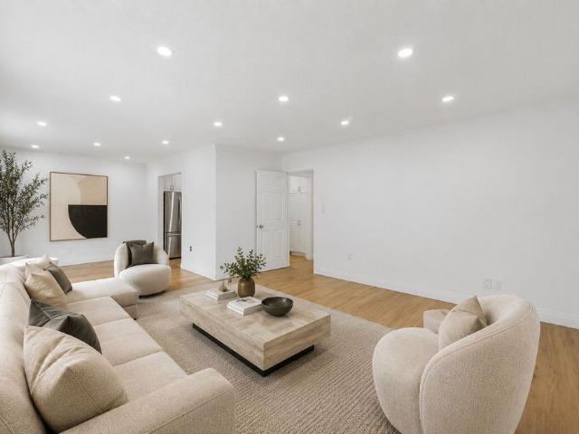 For Lease 58 Tupper Crescent Unit# UPPER LEVEL, Kitchener, Ontario