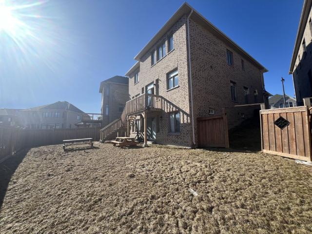For Lease 5 Beebalm Lane, East Gwillimbury, Ontario