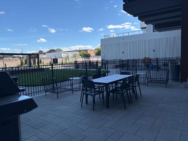 For Lease 5 Meadowdale Road Unit# 1806, Vaughan, Ontario