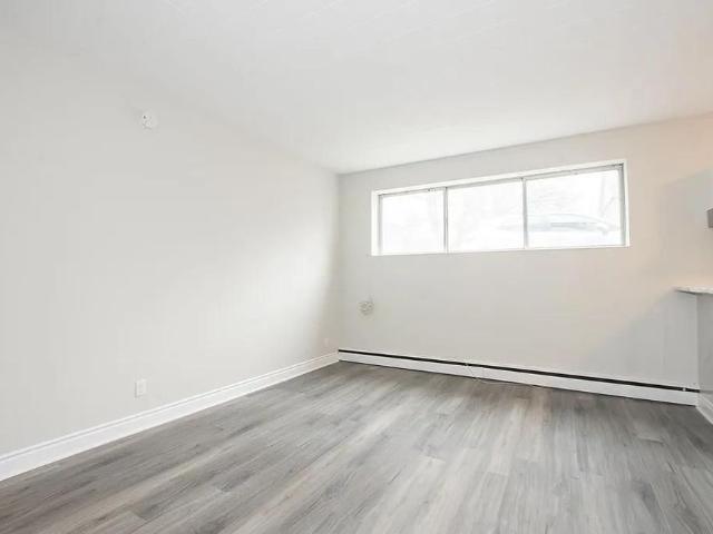 For Lease 5 Napier Street, St. Catharines, Ontario