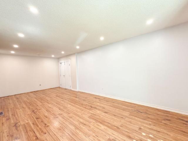 For Lease 5 Pepler Place, Barrie, Ontario