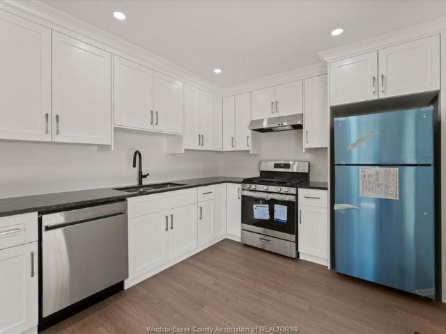 For Lease 6045 Wyandotte Street, Windsor, Ontario