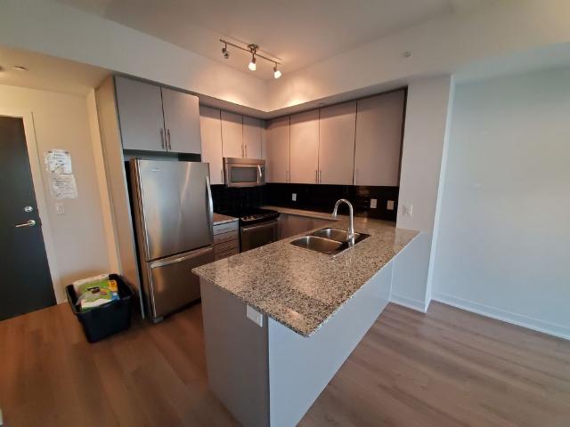 For Lease 60 Berwick Avenue Unit# 1403, Toronto, Ontario