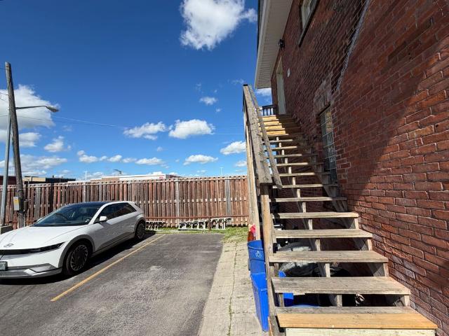 For Lease 60 Russell Street, Kawartha Lakes, Ontario