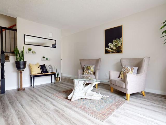 For Lease 610 George Street Unit# 5, Peterborough, Ontario