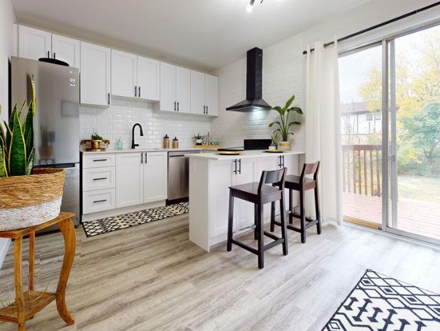 For Lease 610 George Street Unit# 5, Peterborough, Ontario