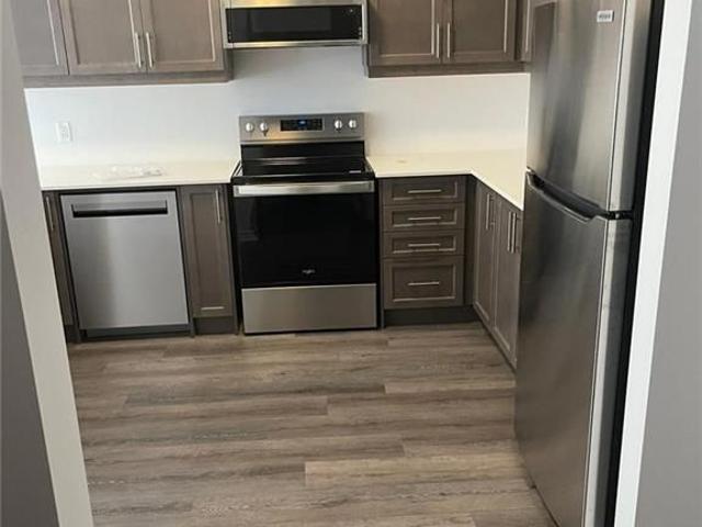 For Lease 61 135 Soho Street, Hamilton, Ontario
