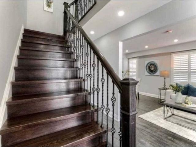 For Lease 62 Aurora Place, Brampton, Ontario