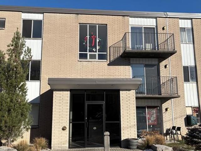 For Lease 6490 WYANDOTTE Unit# 210, Windsor, Ontario
