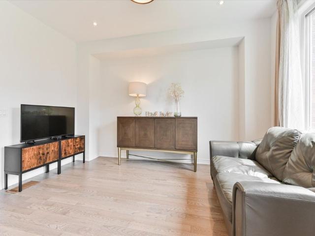 For Lease 65 Seedling Crescent, Whitchurch Stouffville, Ontario