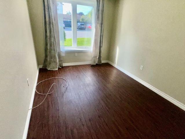 For Lease 665 King Street Unit# 101, Gananoque, Ontario