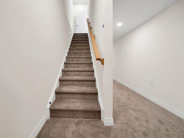 For Lease 660 colborne Street Unit# 89, Brantford, Ontario