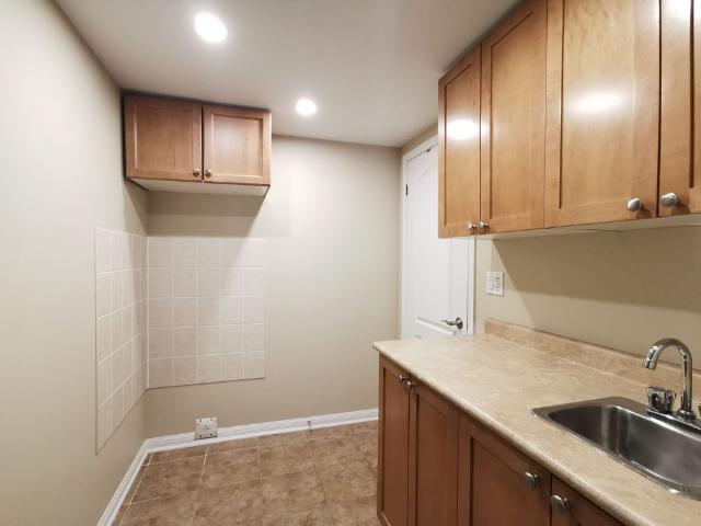 For Lease 670 Holly Avenue, Milton, Ontario