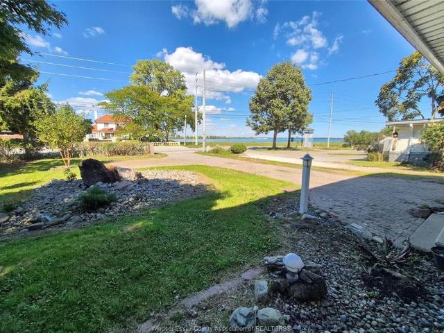 For Lease 6711 RIVERSIDE Drive, Windsor, Ontario