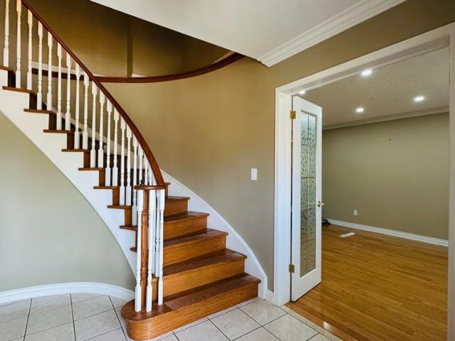 For Lease 67 Eldridge Place Unit# Main, Whitby, Ontario