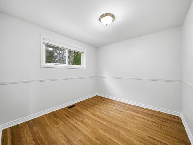 For Lease 6 Corbett Crescent Unit# Main, Aurora, Ontario