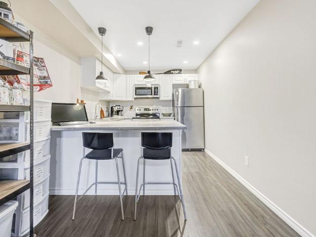 For Lease 6 Lawrence Street Unit# B, Parry Sound, Ontario