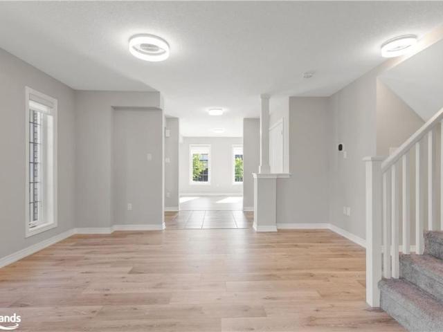 For Lease 6 MCKEAN Crescent, Collingwood, Ontario