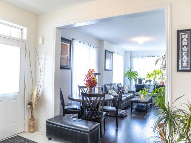 For Lease 718 Anishinaabe Drive, Shelburne, Ontario