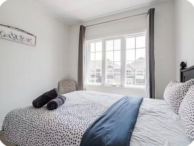 For Lease 72 Bermondsey Way, Brampton, Ontario