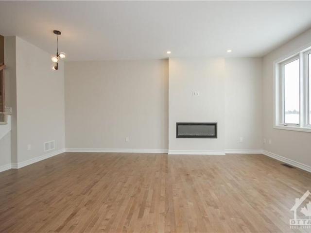 For Lease 72 FOCALITY Crescent, Barrhaven, Ontario