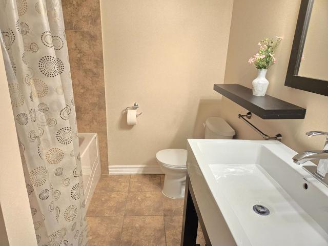 For Lease 736 Ferguson Drive, Milton, Ontario