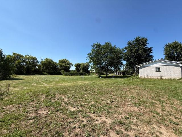 For Lease 7395 WESTMINSTER Drive, London South, Ontario