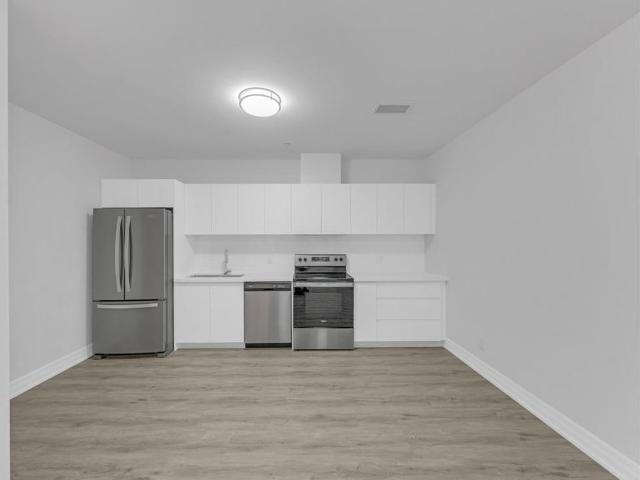 For Lease 7337 MEO Boulevard Unit# 527, LaSalle, Ontario